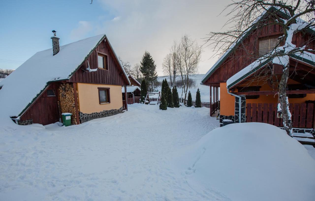 Chata Benusovce Liptovský Trnovec Exteriör bild